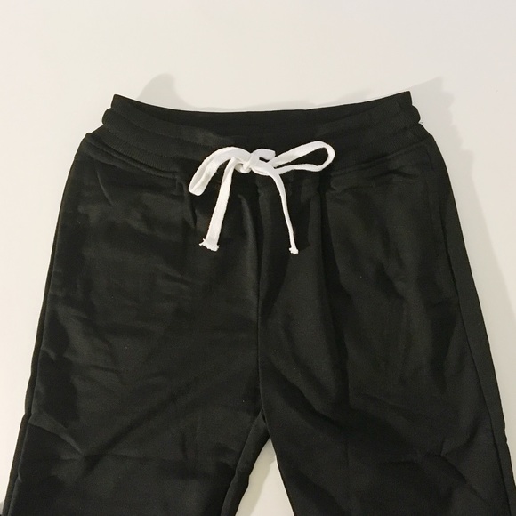 1 LEFT!✨ Black Off Shoulder Top and Sweatpants Set - Picture 4 of 5